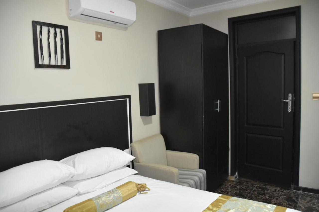 Annavilla7 Lilongwe Hotel Buitenkant foto